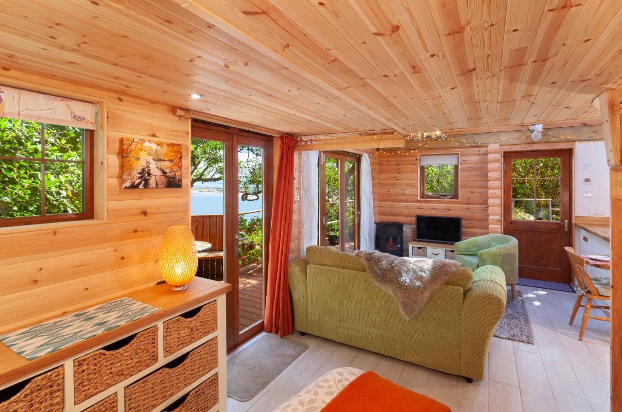Porthole Log Cabin Minehead Exterior photo